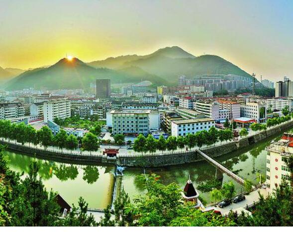 柞水县城区中心广场东侧提升改造及绿化工程社会稳定风险评估公告